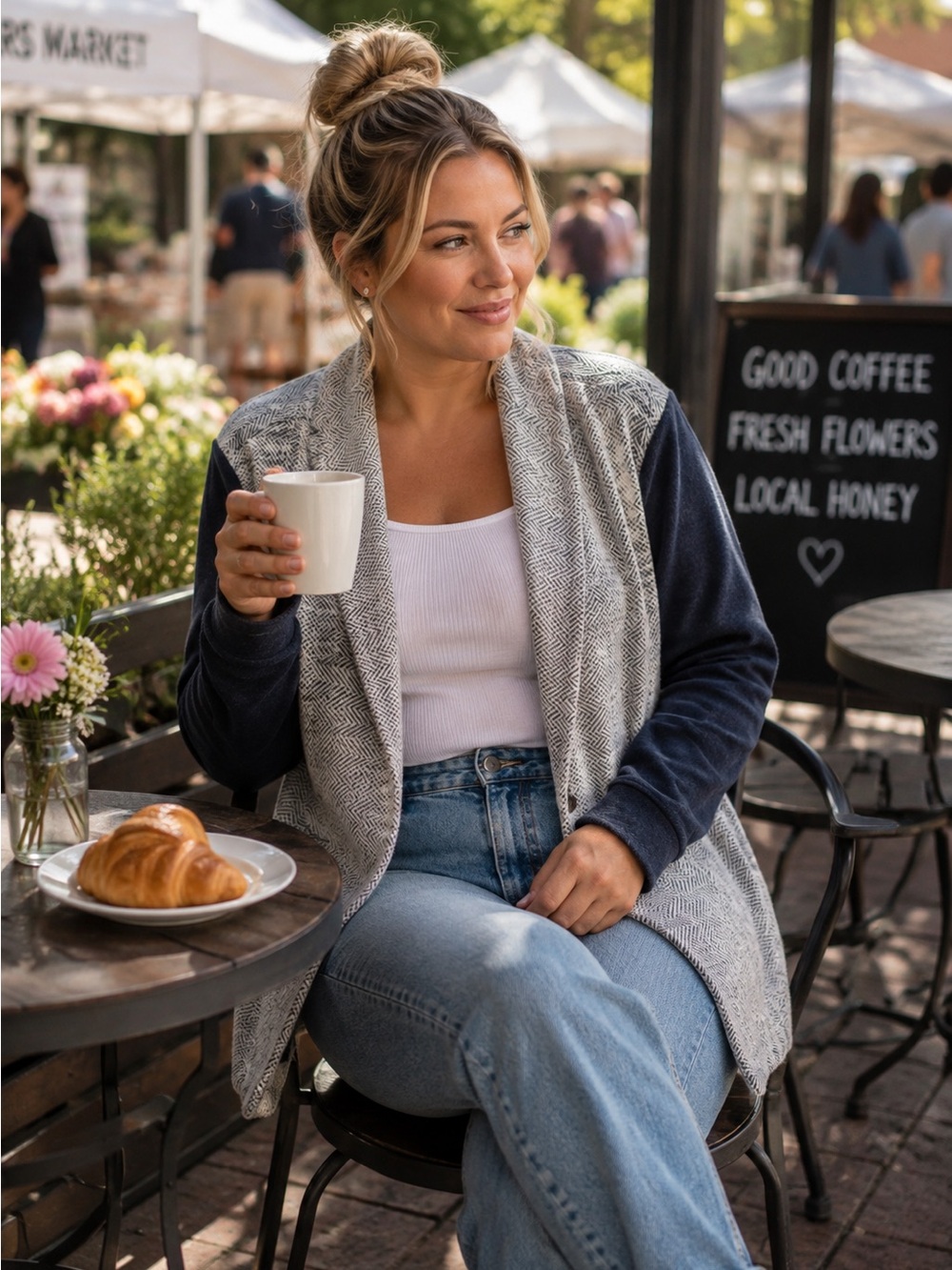 Lou & Grey Navy Sleeves with Light Gray Textured Open Cardigan